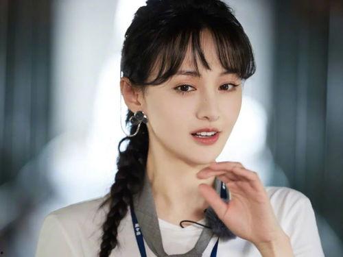 娱乐圈明星也在吃瓜,揭秘明星圈幕后趣闻 第1张 娱乐圈明星也在吃瓜,揭秘明星圈幕后趣闻 第1张